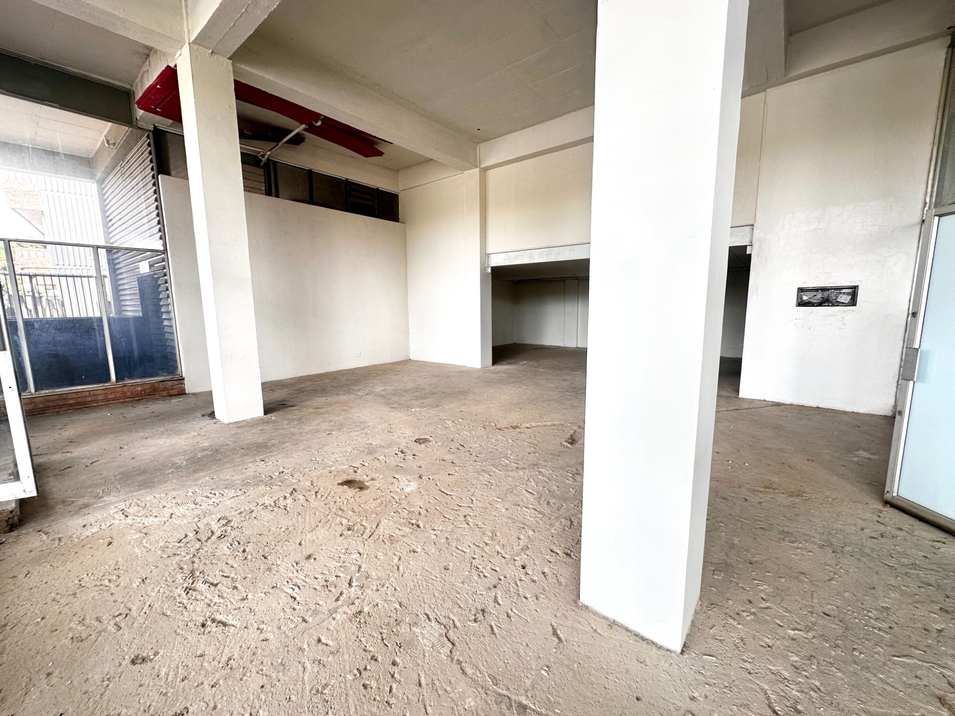 Commercial Property for rent in Lynnwood, Pretoria, 180 m²
