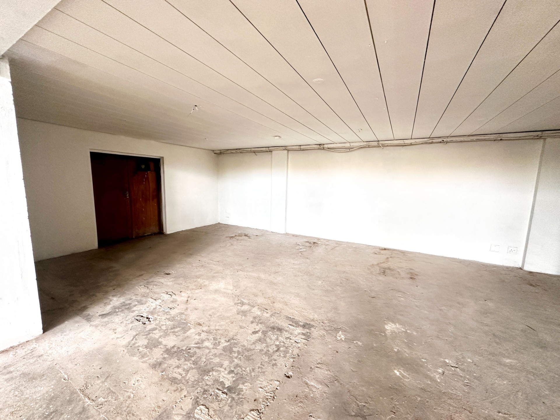 Commercial Property for rent in Lynnwood, Pretoria, 180 m²