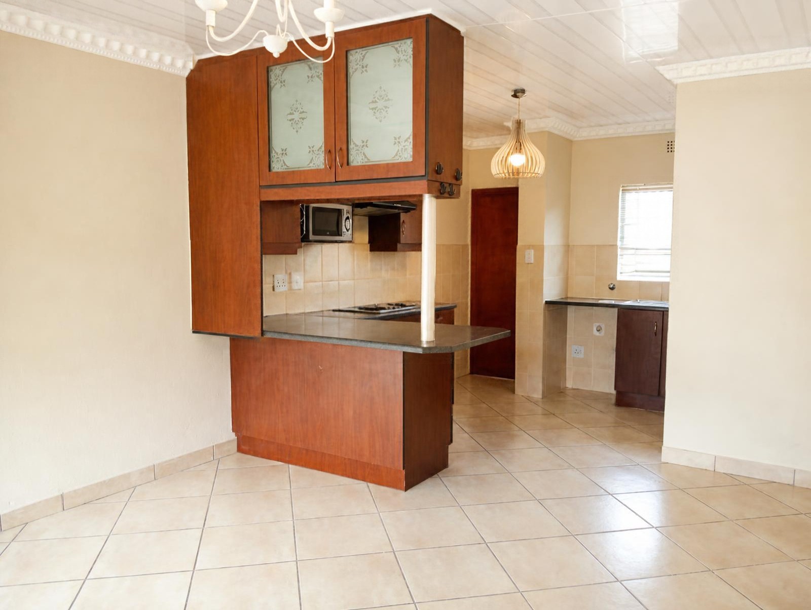 Townhouse for rent in Groblerpark, Roodepoort