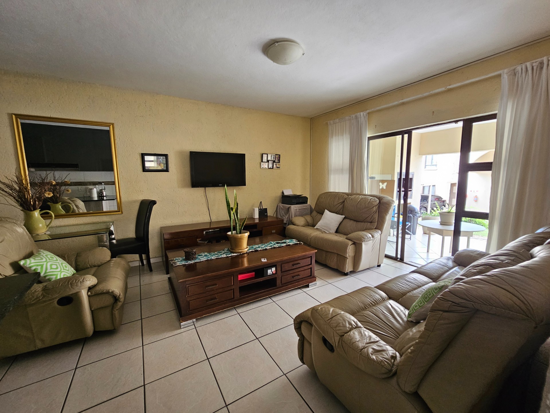 Apartment for sale in Stonehenge Ext 8, Stonehenge, Nelspruit