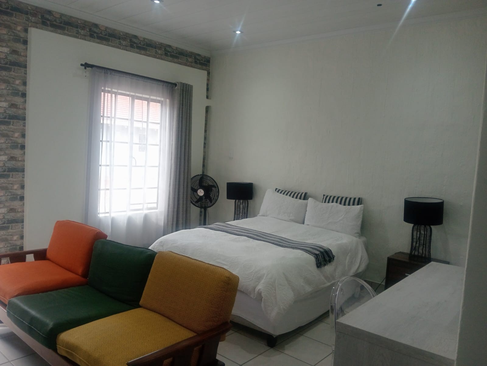 Studio Apartment for rent in Fairland, Randburg
