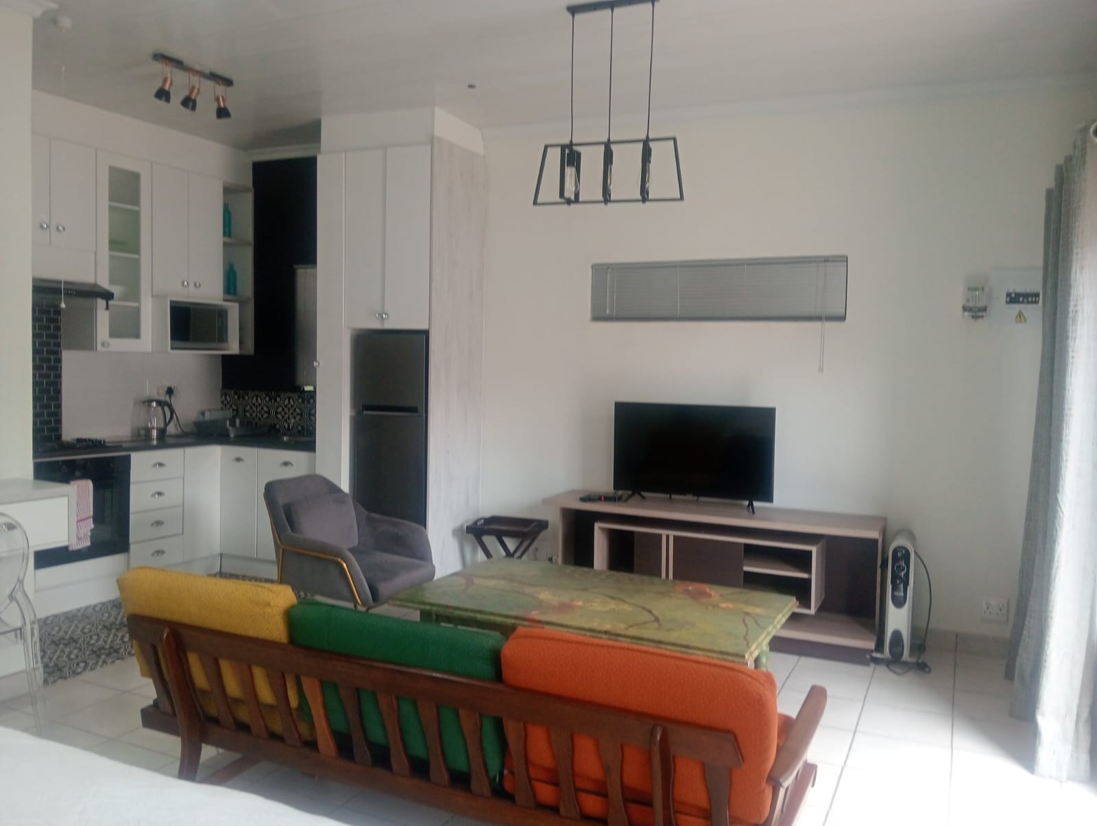 Studio Apartment for rent in Fairland, Randburg