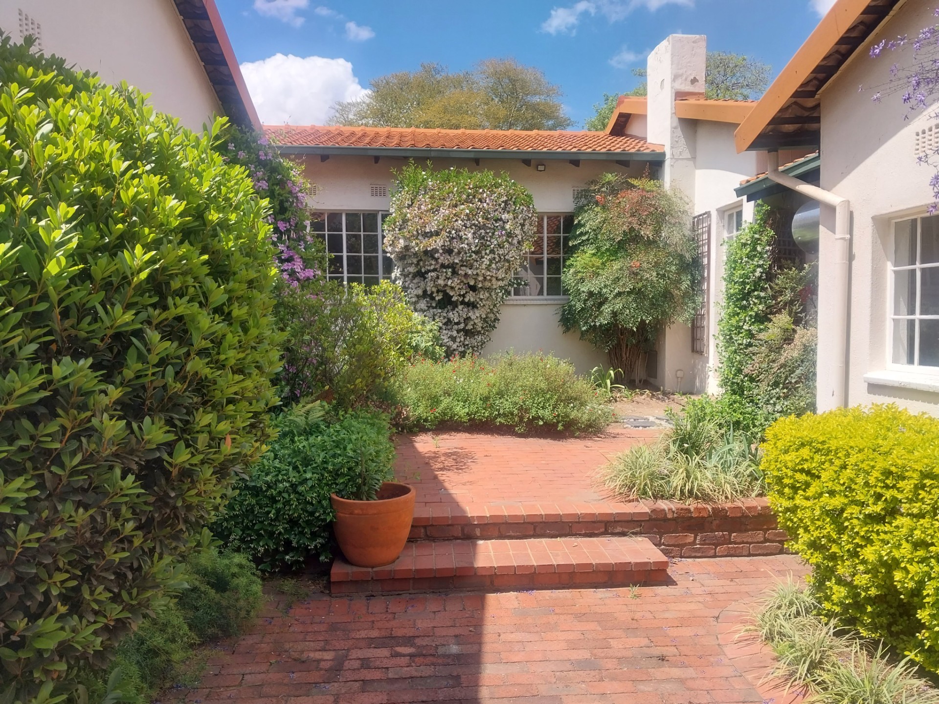 Apartment for rent in Fourways, Sandton