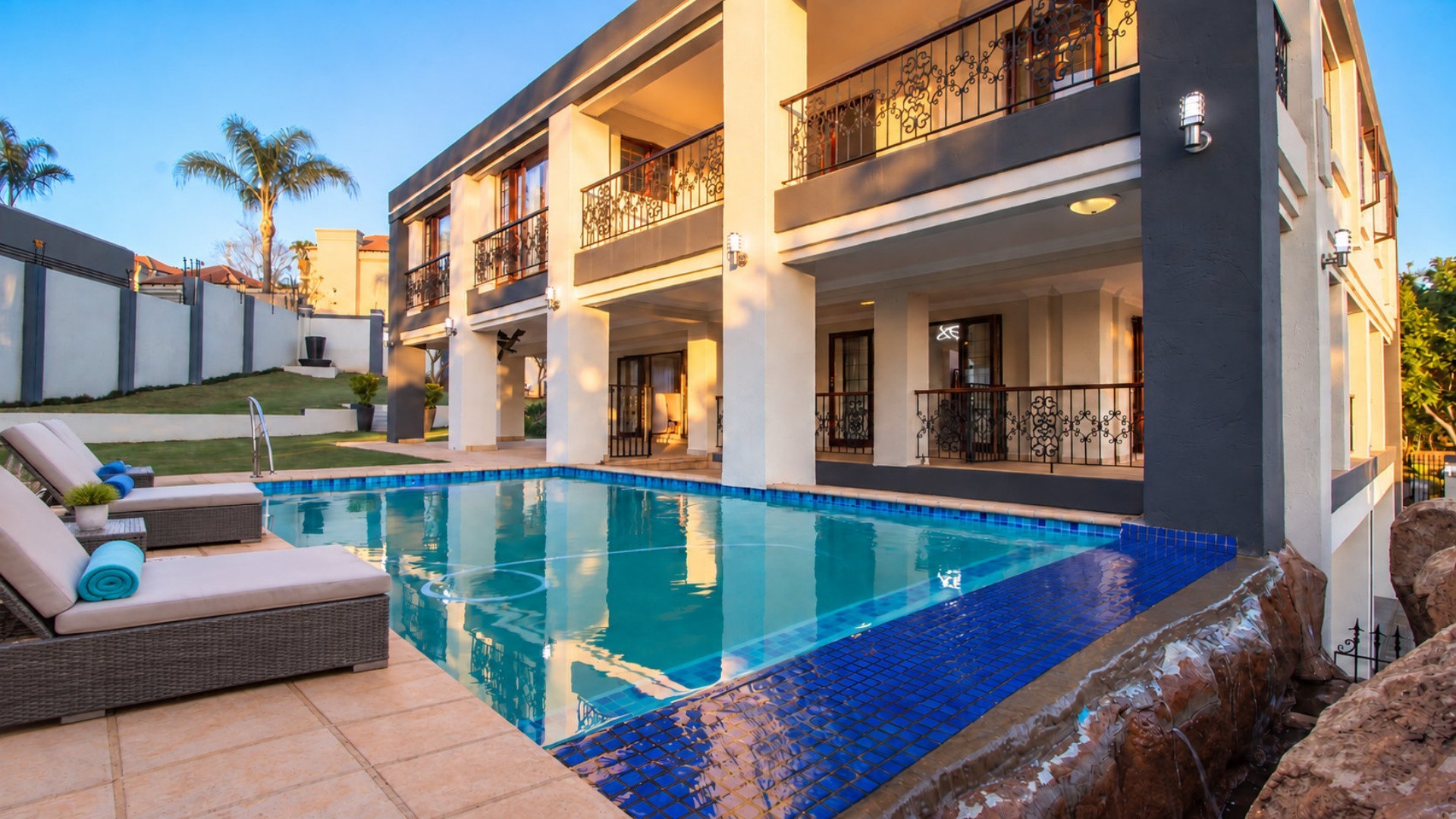 House for sale in Faerie Glen, Pretoria, 657 m²