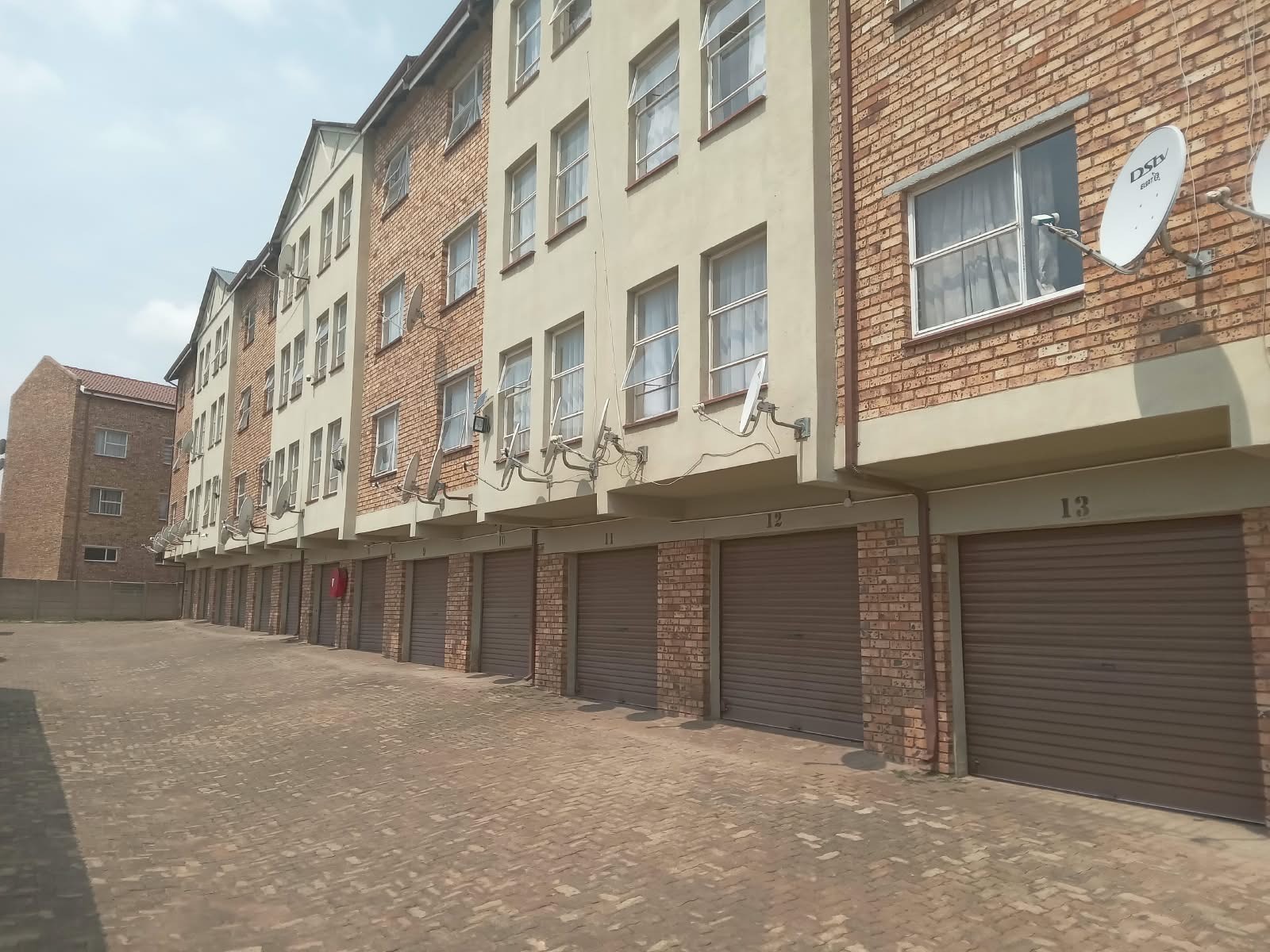 Apartment for sale in Kempton Park