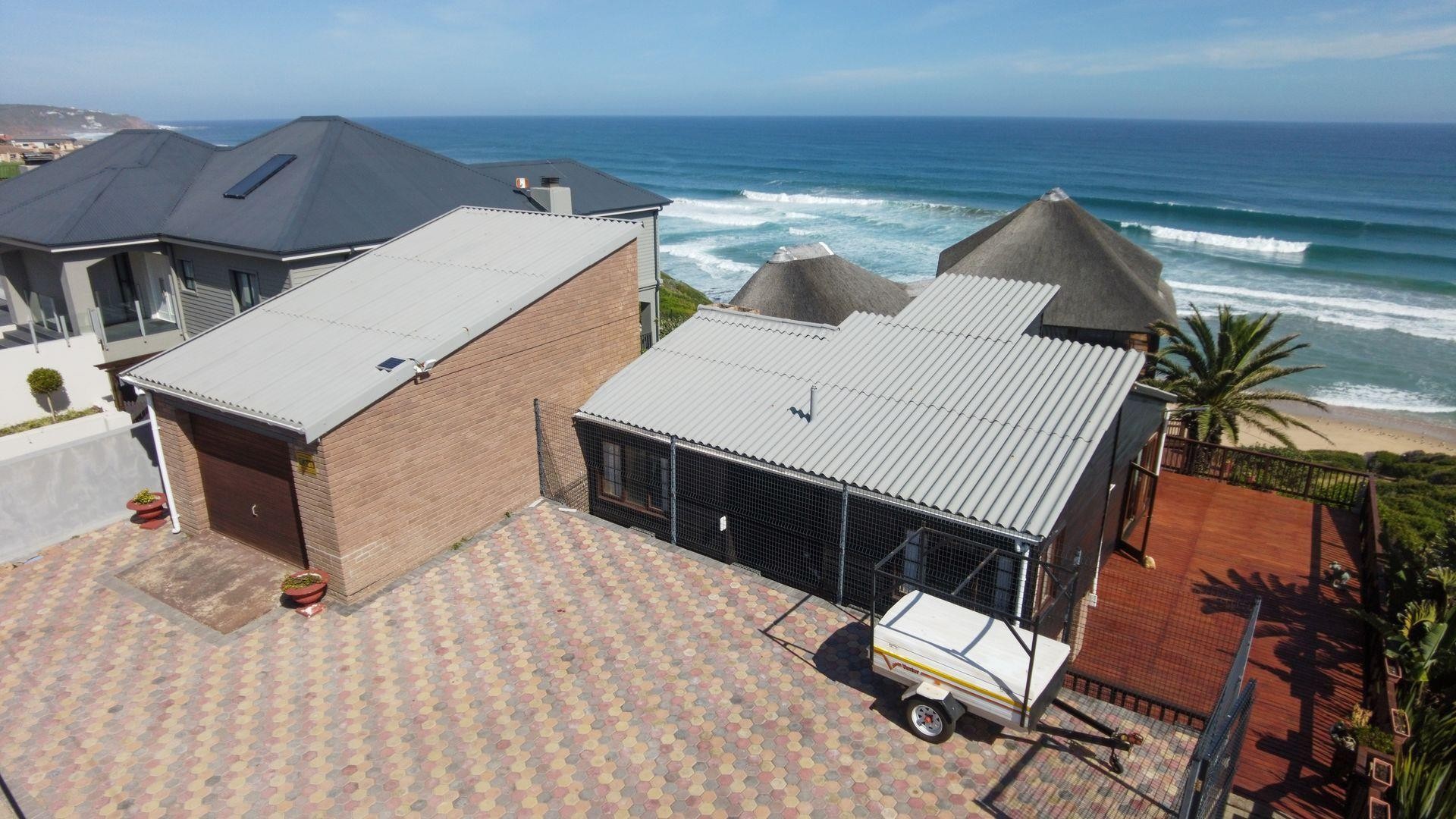 House for sale in Dana Bay, Mossel Bay, 880 m²