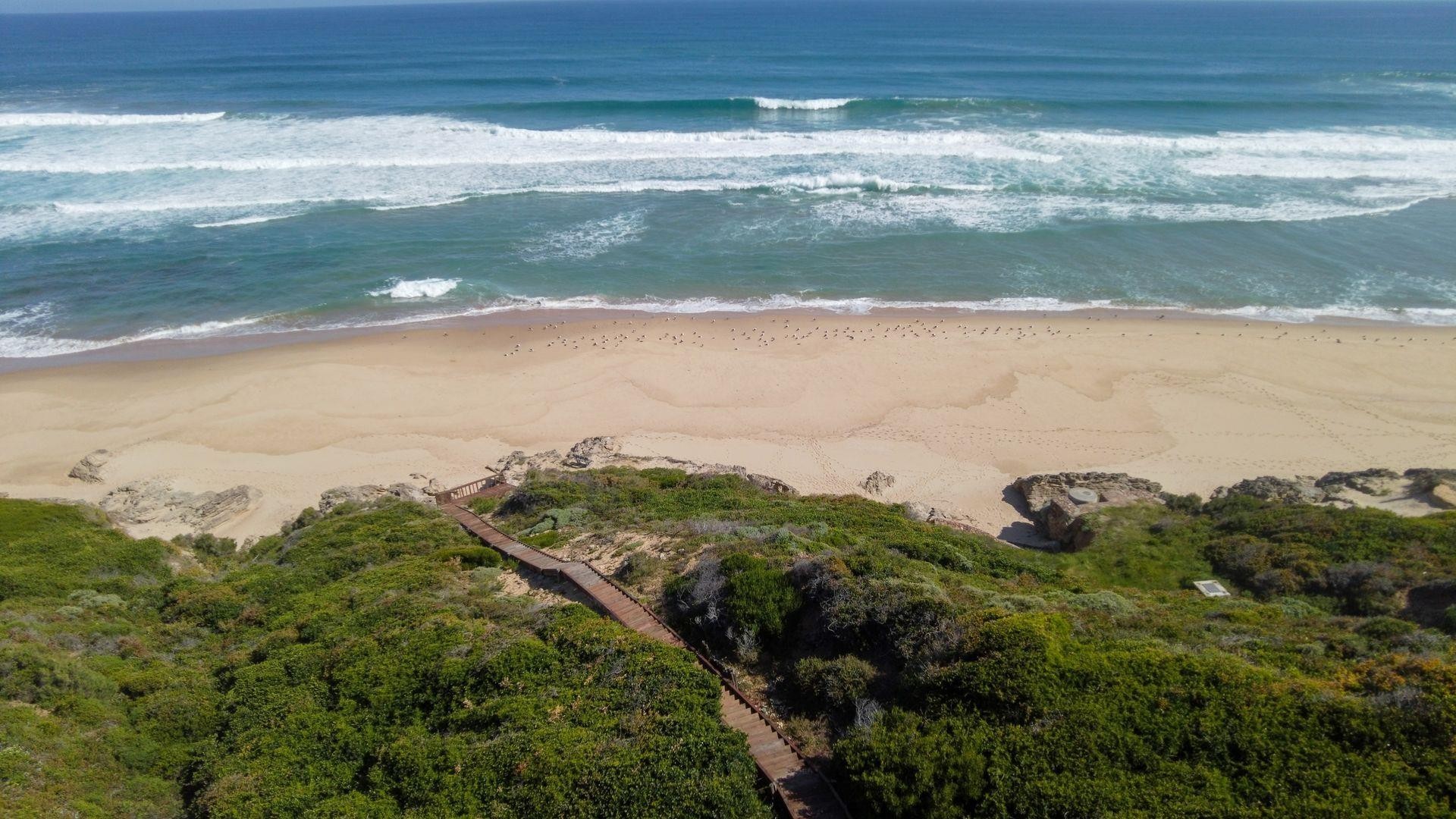 House for sale in Dana Bay, Mossel Bay, 880 m²