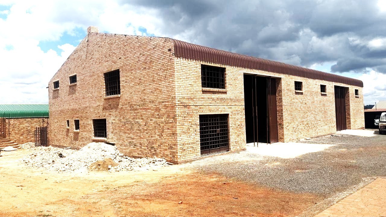 Industrial Property for rent in Vaalbank, Middelburg, 630 m²