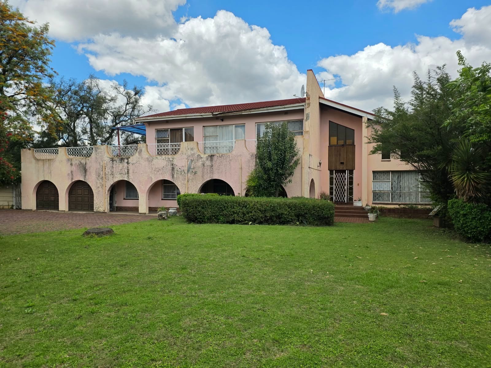 House for sale in Albemarle, Germiston, 365 m²