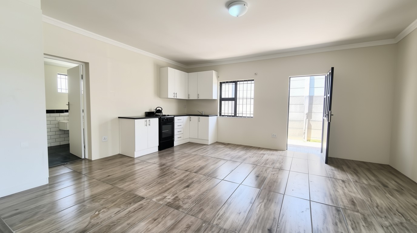 Cottage for rent in La Rochelle, Bellville, 50 m²