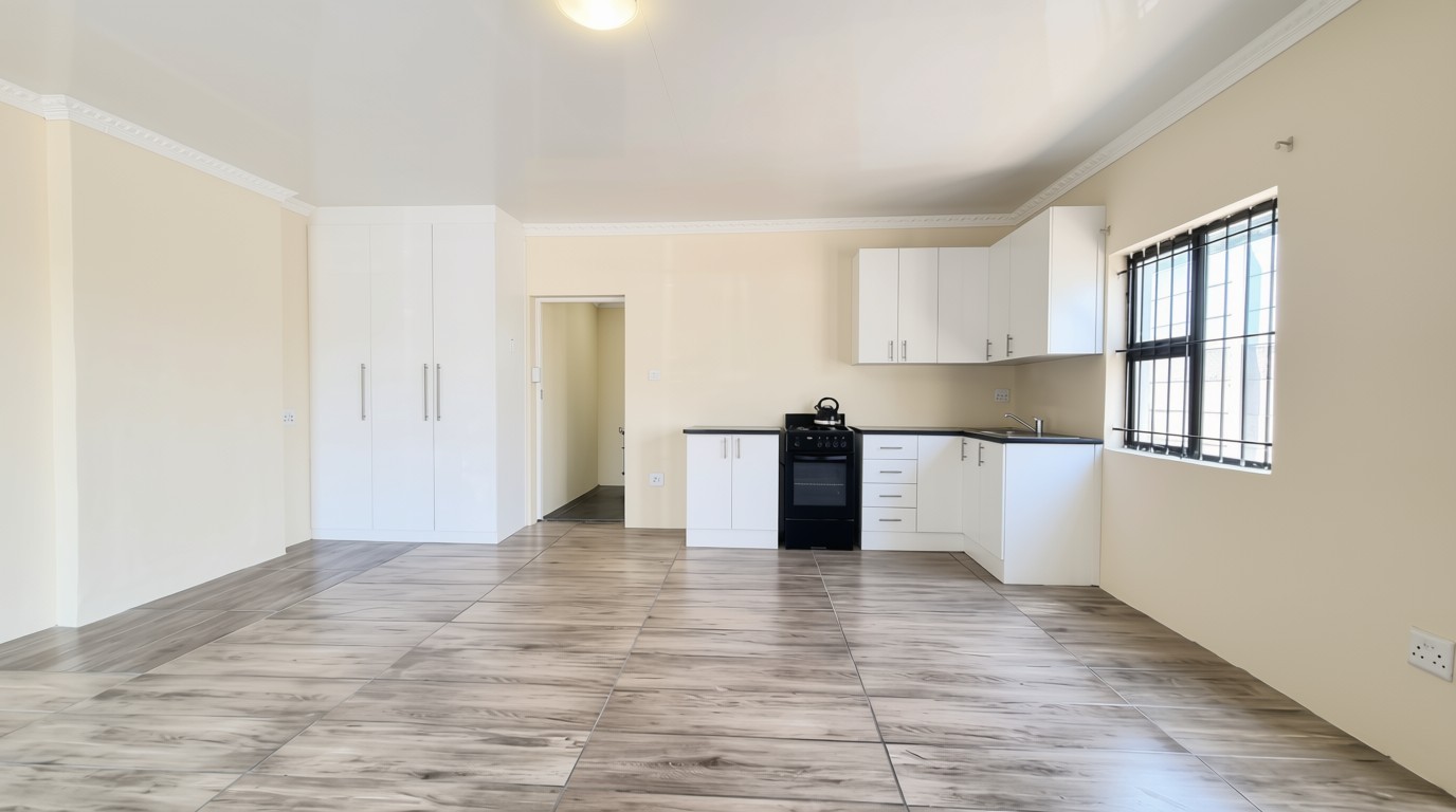 Cottage for rent in La Rochelle, Bellville, 50 m²