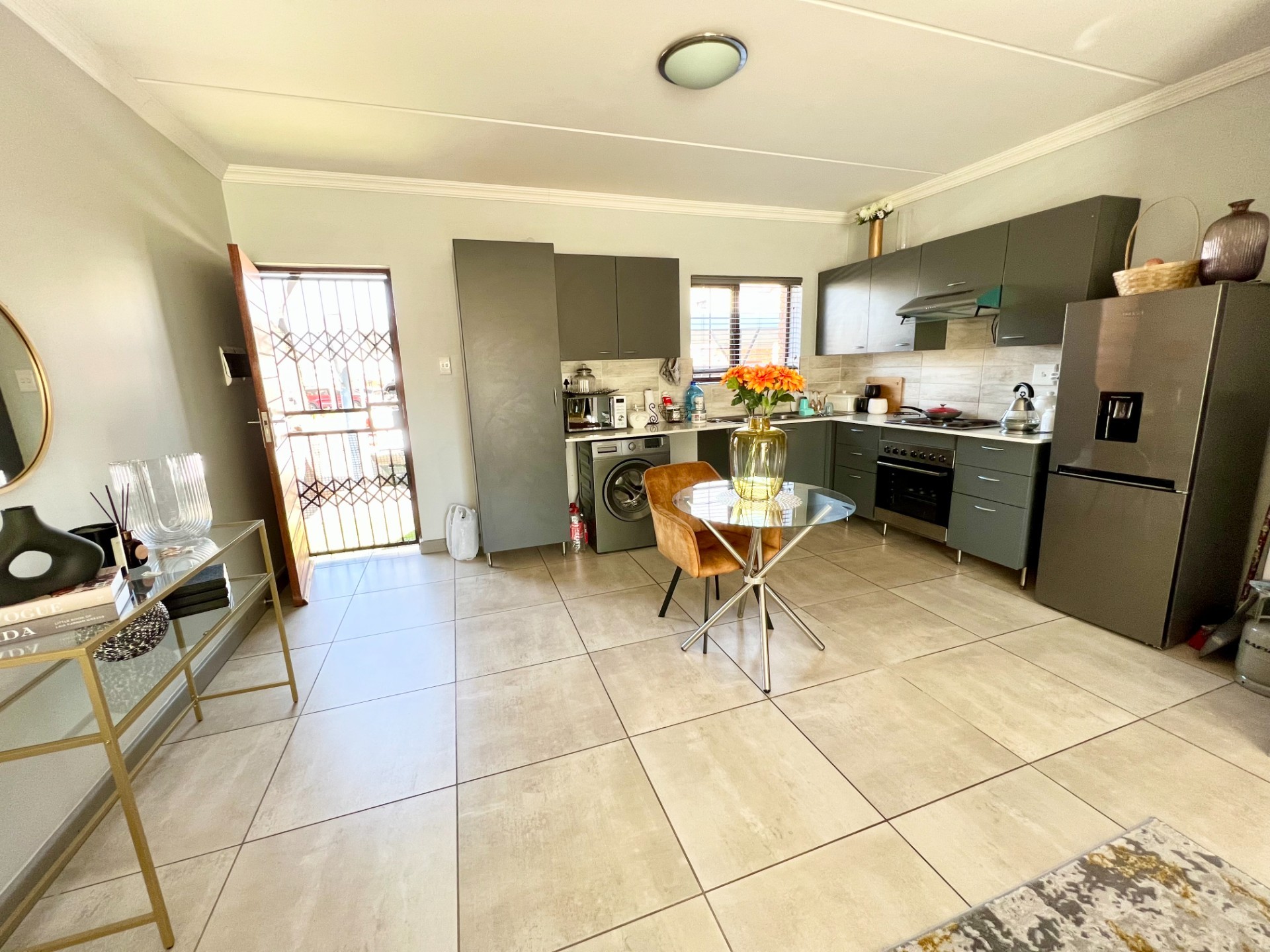 Duplex for sale in Blue Hills, Midrand, 70 m²