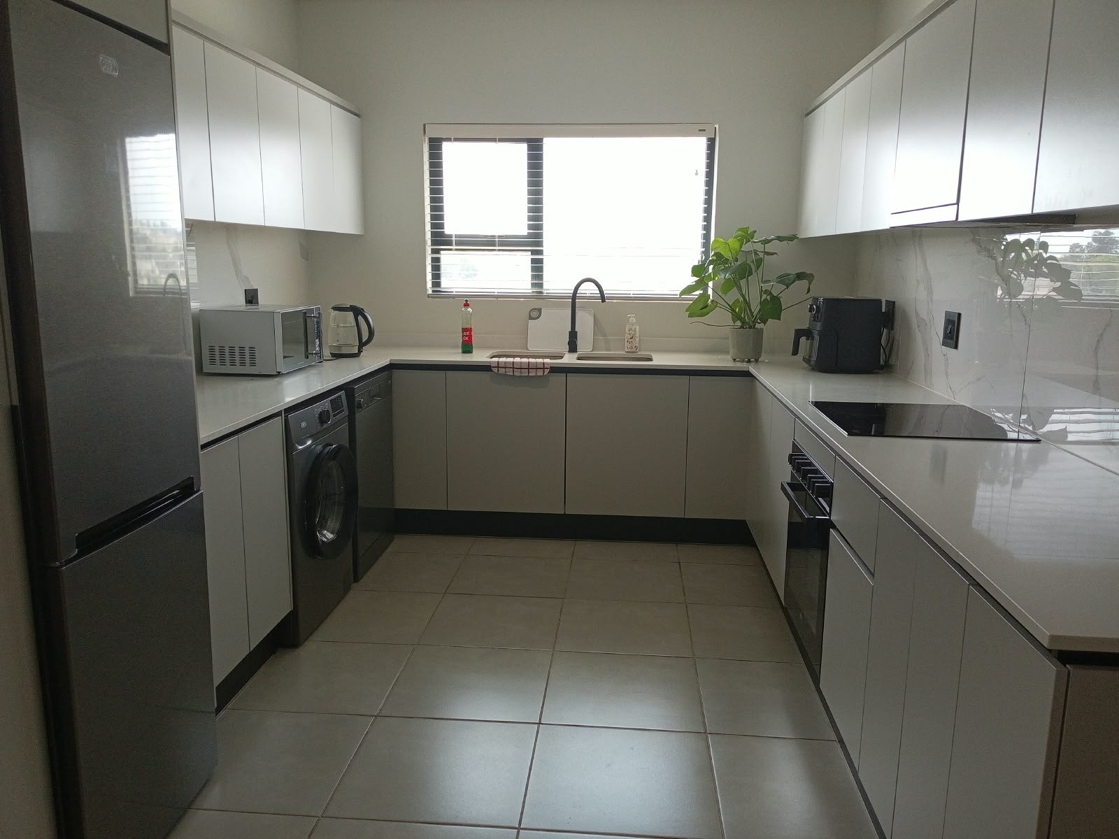 Apartment for rent in Waterfall, Midrand, 67 R4, MUNYKA ESTATE, 1 MIA DRIVE, Waterfall, Midrand, Gauteng, 120 m²