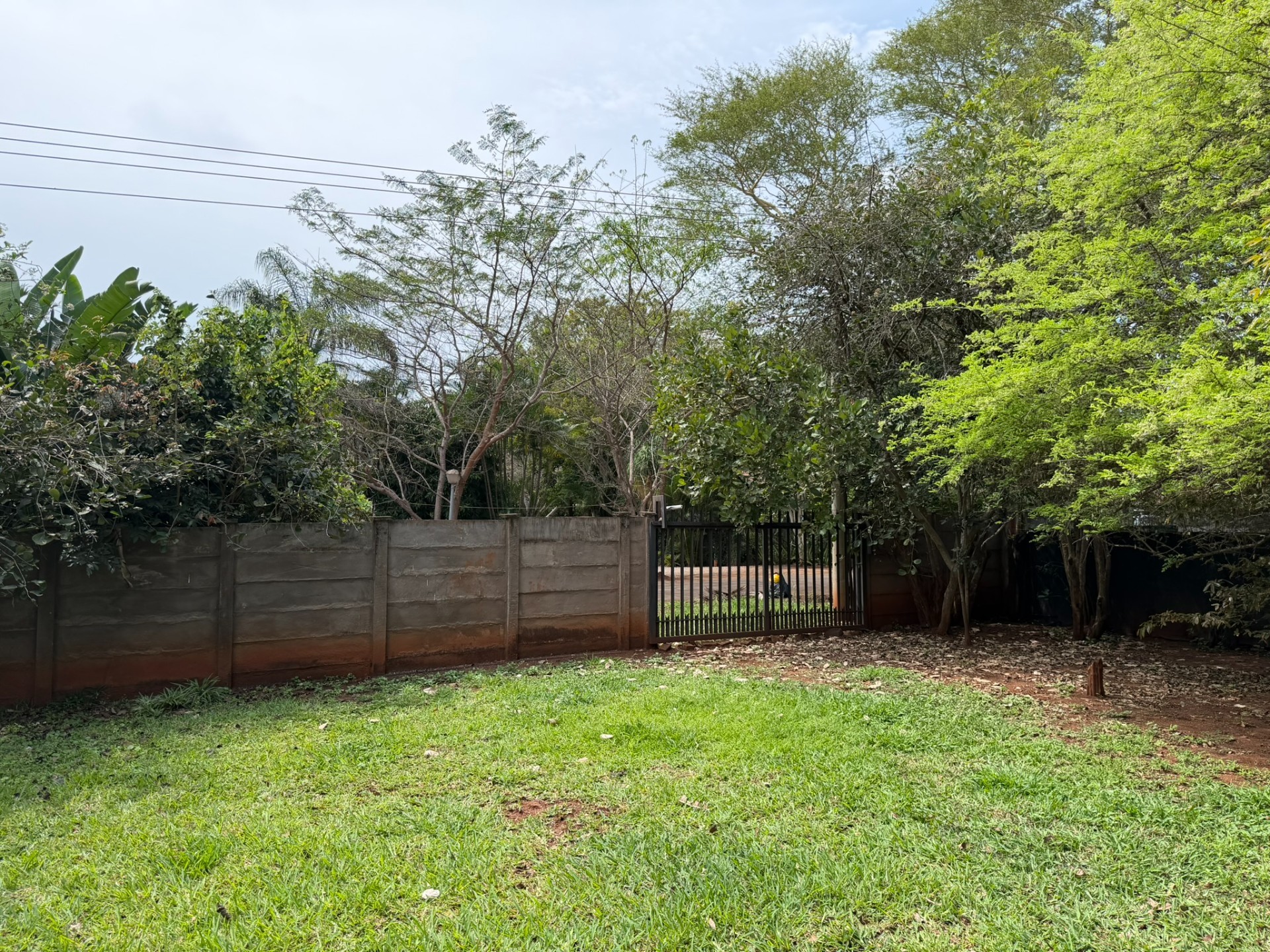 House for sale in Komatipoort, 30 Hartbees street, Komatipoort, Mpumalanga, 378 m²