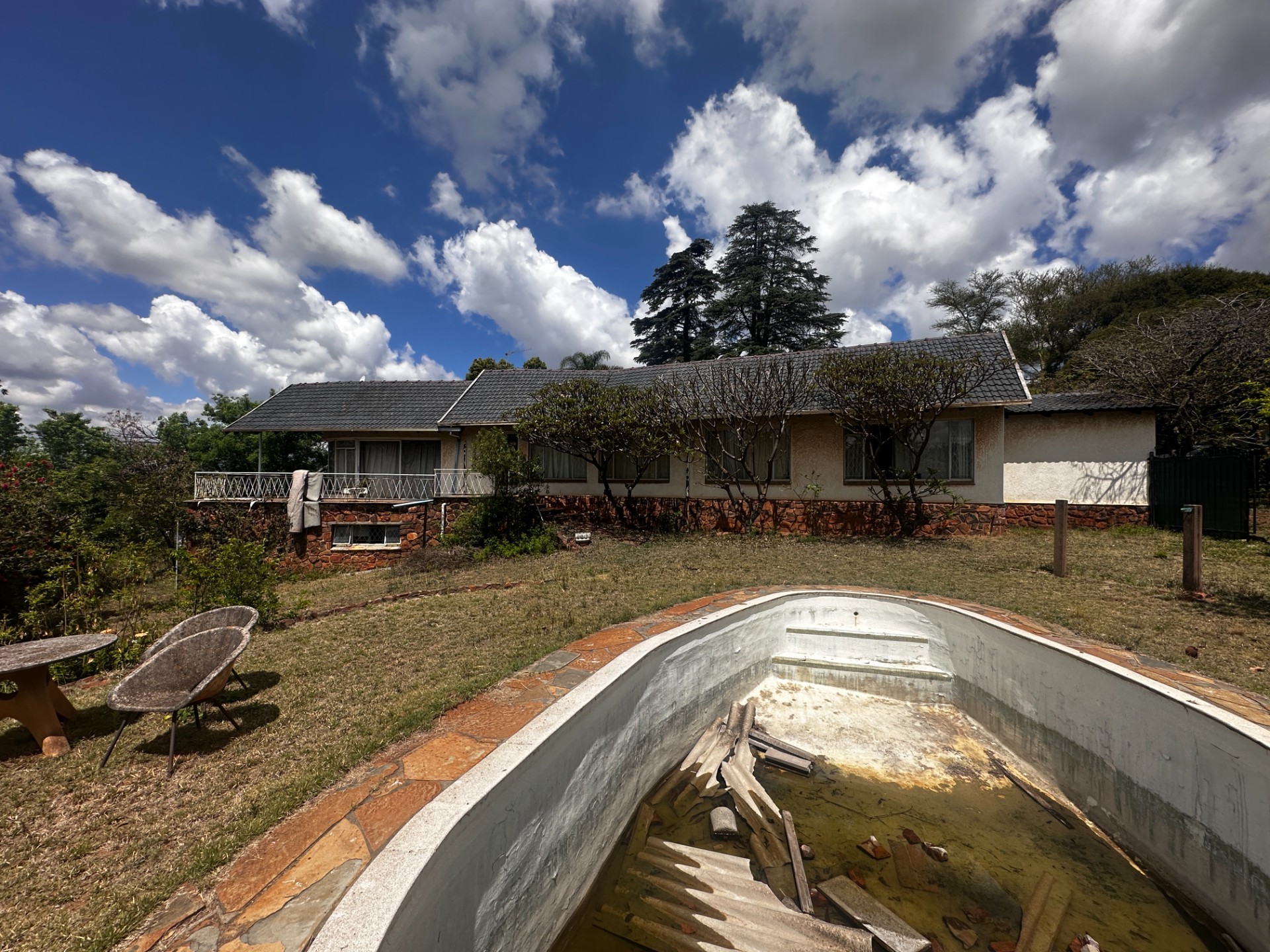 Vacant Land for sale in Waterkloof Ridge, Pretoria, 4179 m²