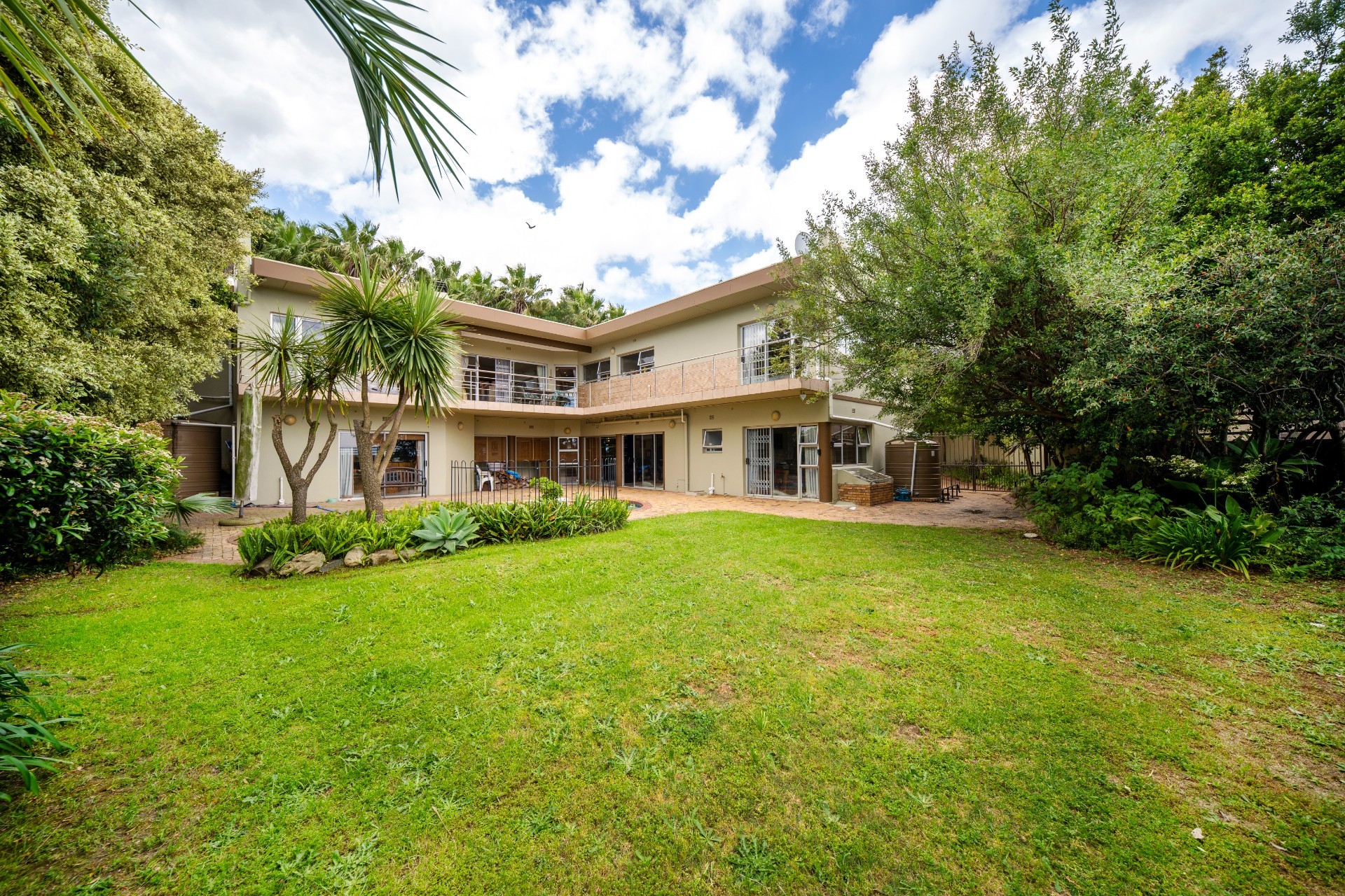 House for sale in Plattekloof 2, Plattekloof, Parow, 642 m²