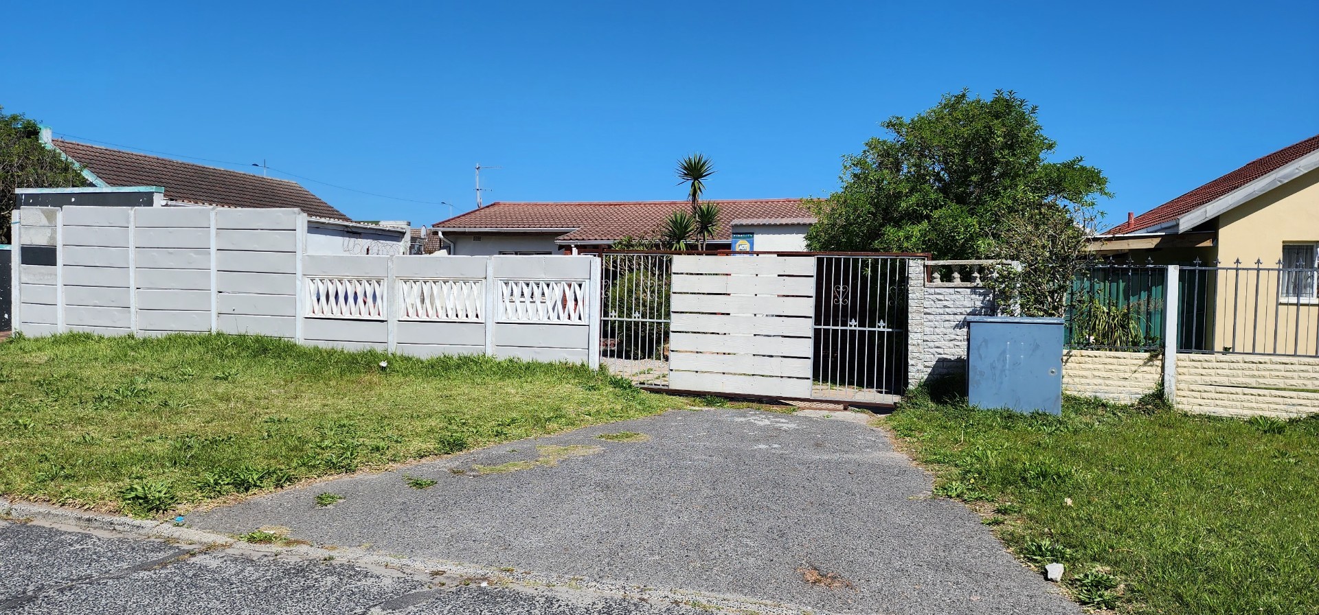 House for sale in Lotus River, Cape Town, 135 m²