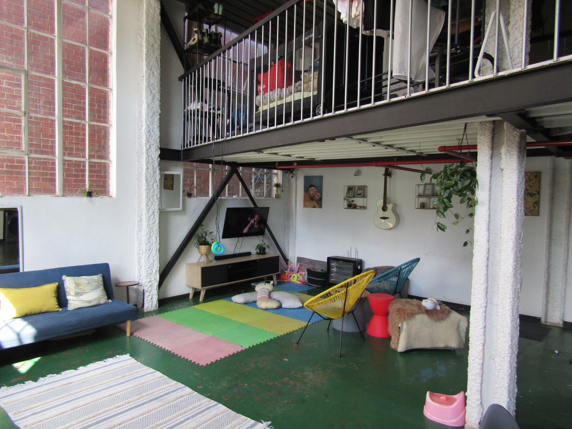 Apartment for sale in Maboneng, Johannesburg, 10, Rocket Factory, 275 Commissioner Street, Maboneng, Johannesburg, Gauteng, 68 m²