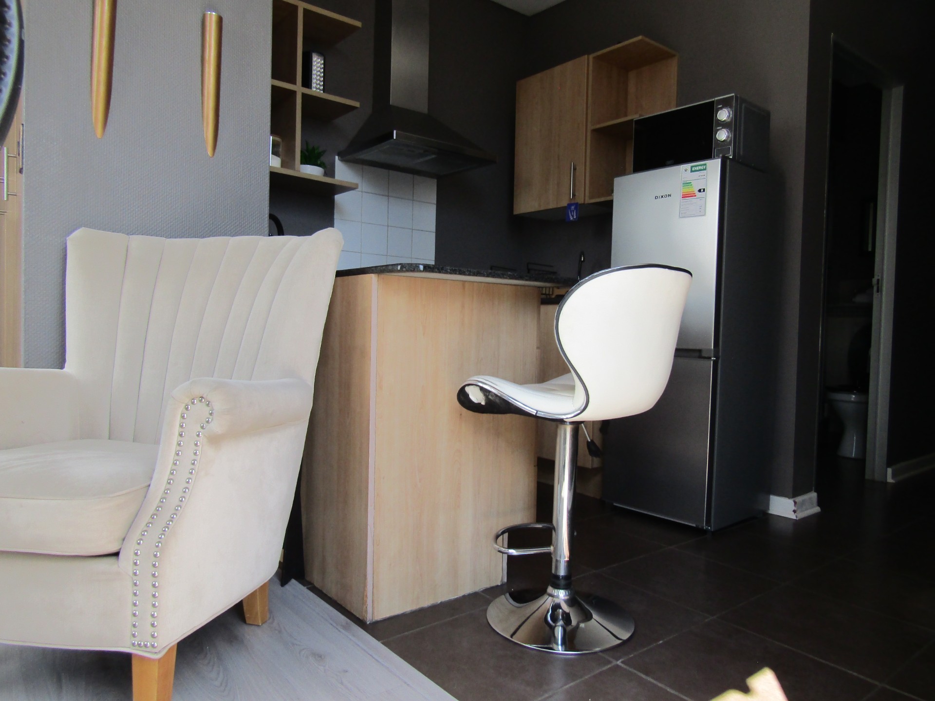 Apartment for rent in Marshalltown, Johannesburg, 10, Isibaya House, 84 Marshall Street, Marshalltown, Johannesburg, Gauteng, 26 m²