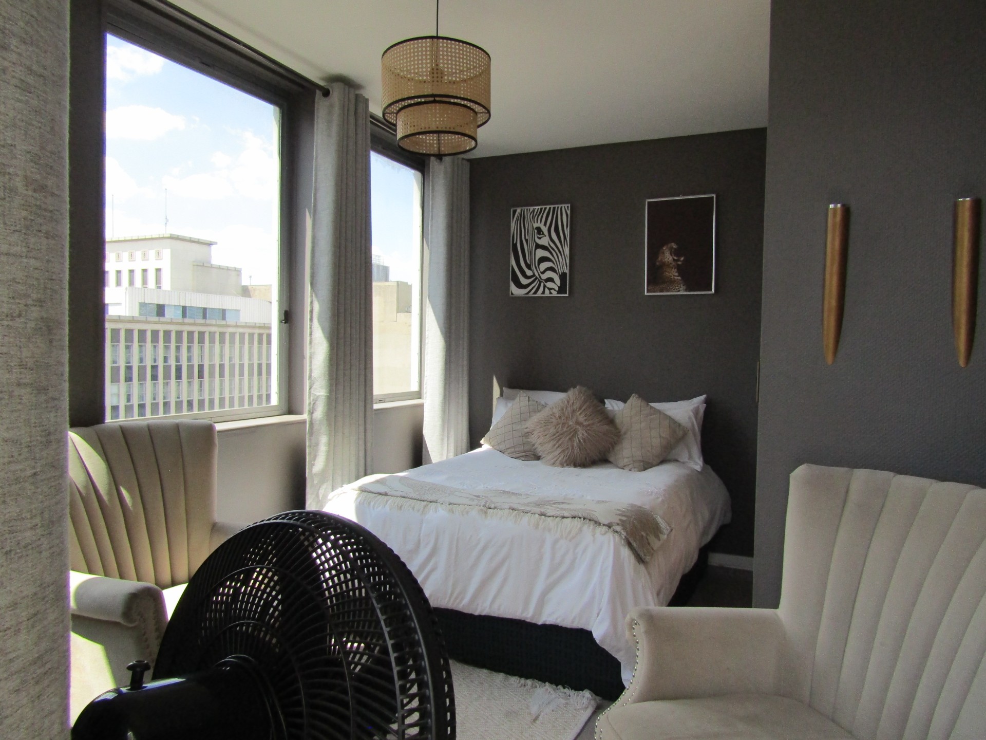 Apartment for rent in Marshalltown, Johannesburg, 10, Isibaya House, 84 Marshall Street, Marshalltown, Johannesburg, Gauteng, 26 m²