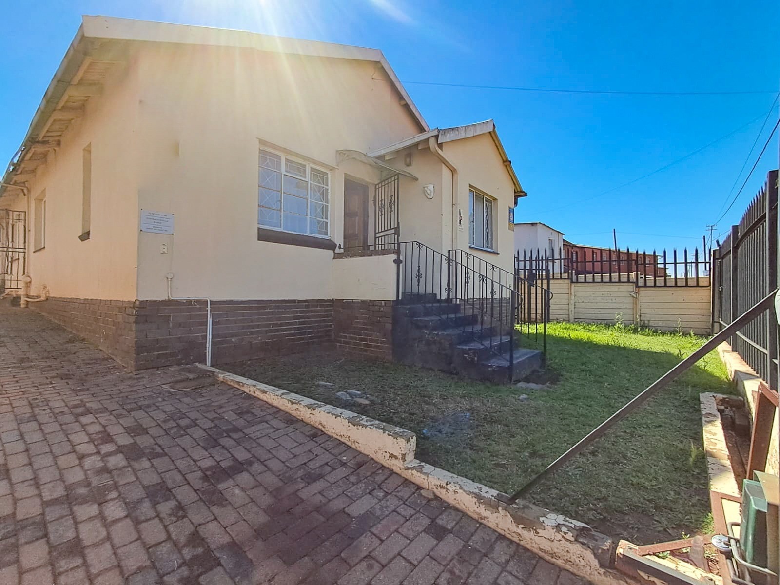 House for sale in Coronationville, Johannesburg, 138 m²