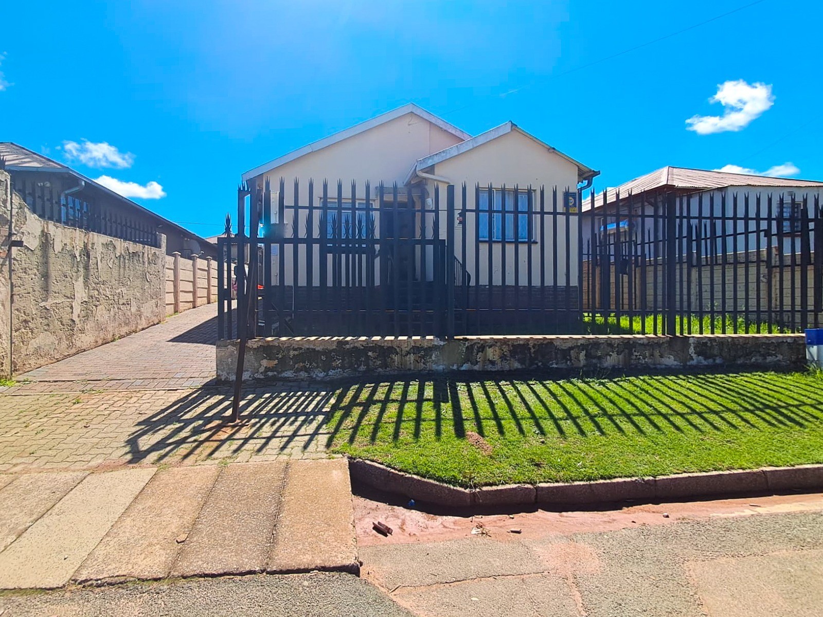 House for sale in Coronationville, Johannesburg, 138 m²