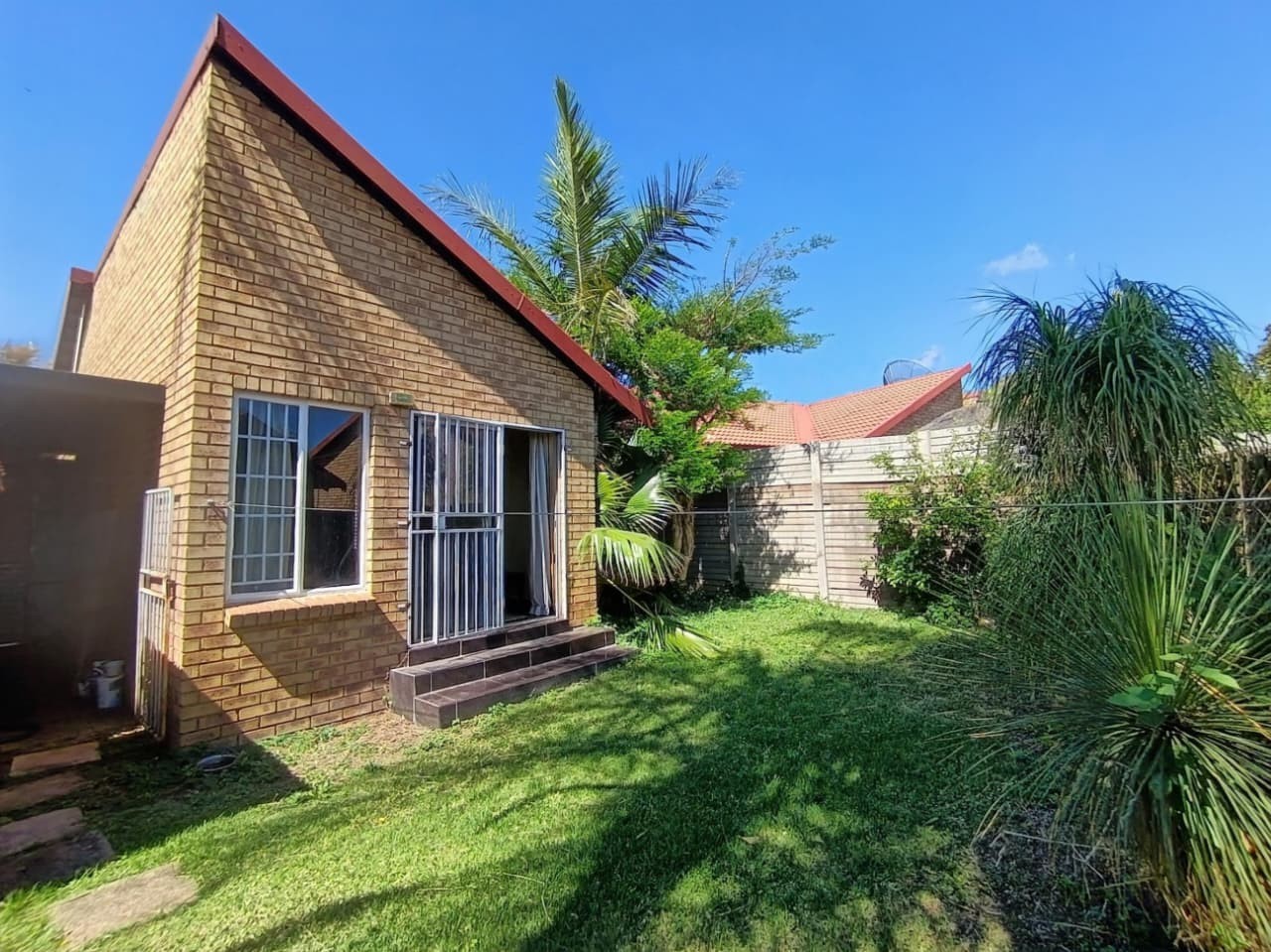 Townhouse for sale in Garsfontein, Pretoria, 62 m²