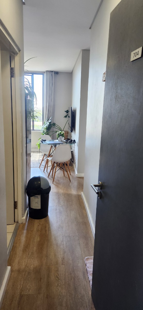 Apartment for rent in Pinelands, Cape Town