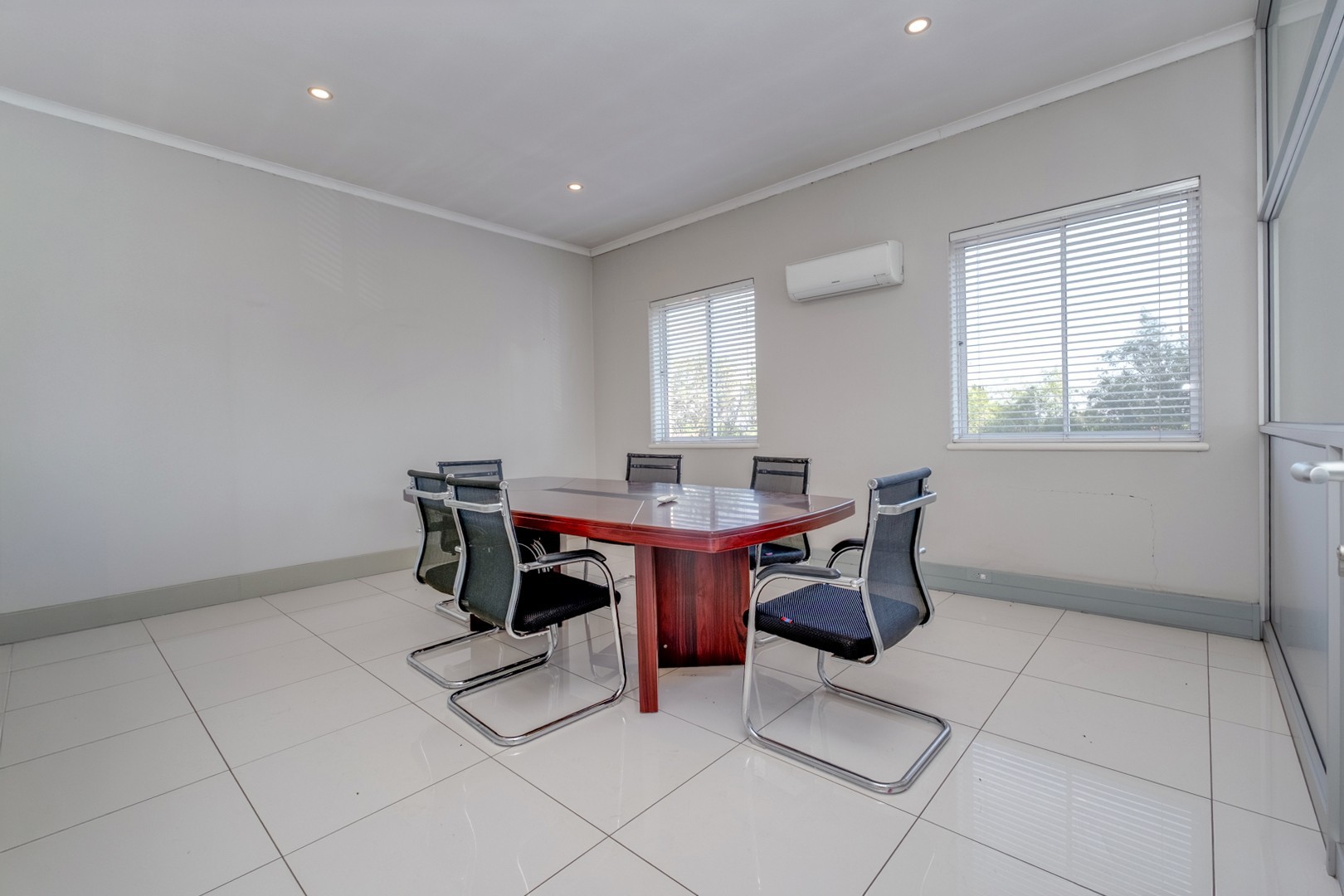 Office for sale in Bedfordview, 18 Block C (1st floor), Hingham Field Office Park, 79 Boeing Road, Bedfordview, Gauteng, 104 m²