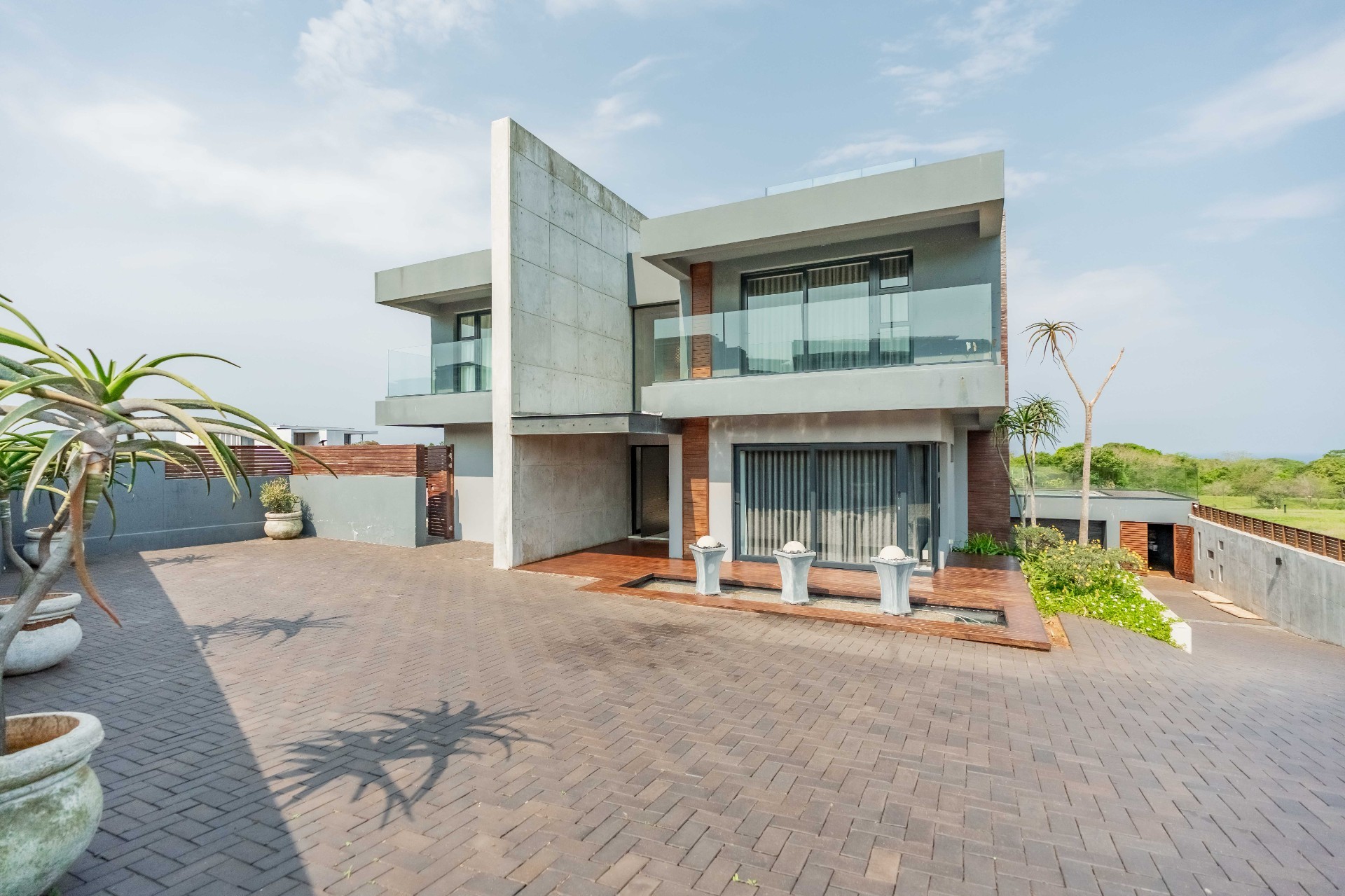 House for sale in Umhlanga Ridgeside, Umhlanga Ridge, Umhlanga, KwaZulu Natal, Enigma Private Estate, 5 Saxony Crescent, Umhlanga Ridgeside, Umhlanga Ridge, Umhlanga, KwaZulu Natal, 851 m²