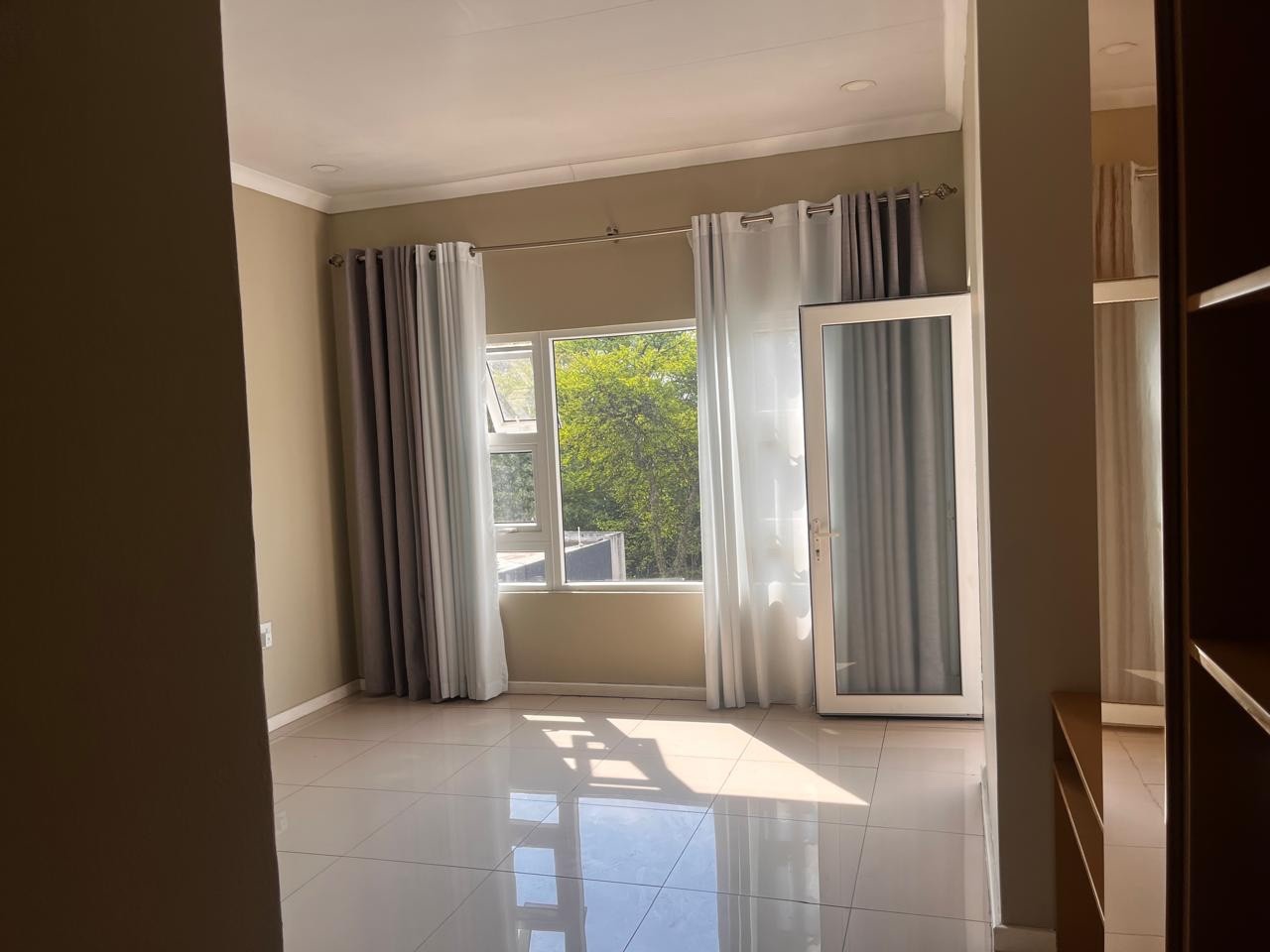 Apartment for rent in Morningside, Sandton, 120 m²