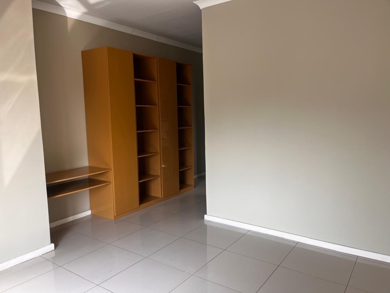 Apartment for rent in Morningside, Sandton, 120 m²