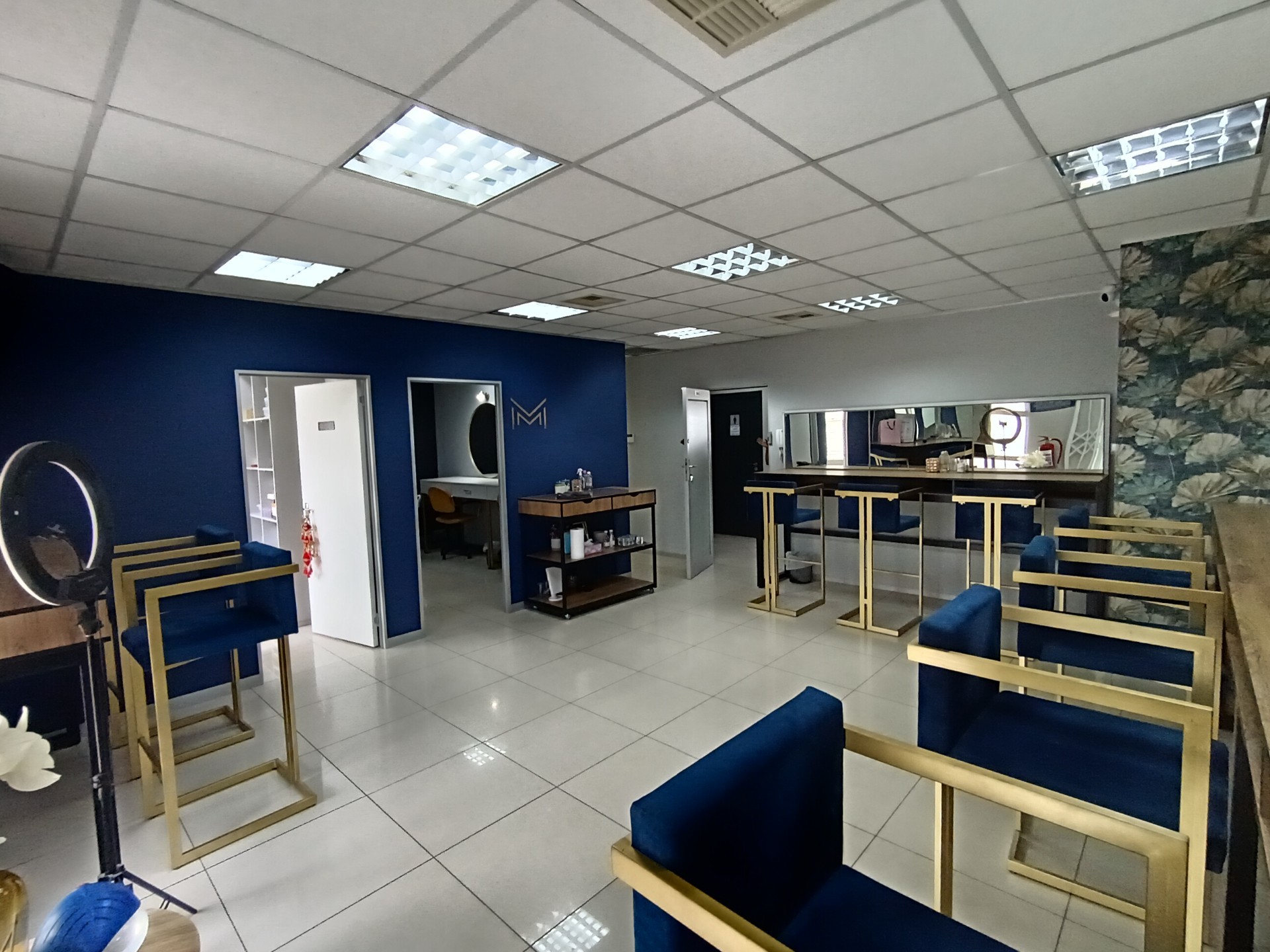 Office for rent in Durban North, KwaZulu Natal, 96 m²