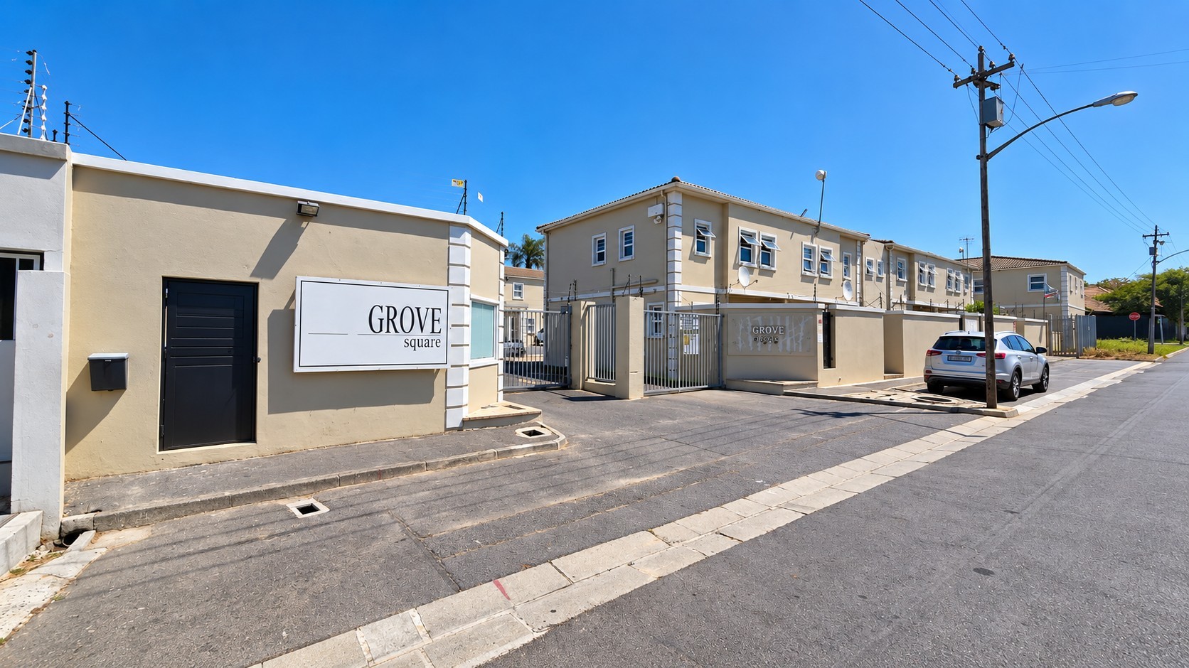 Apartment for sale in Kempenville, Bellville, 80 m²