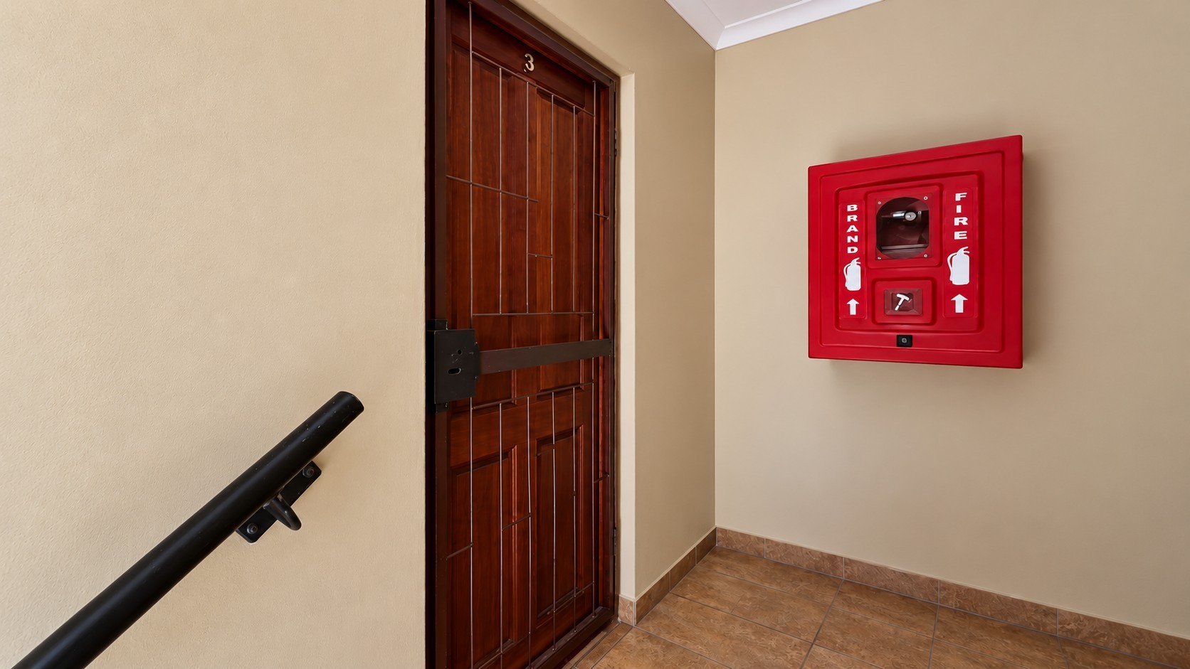 Apartment for sale in Kempenville, Bellville, 80 m²