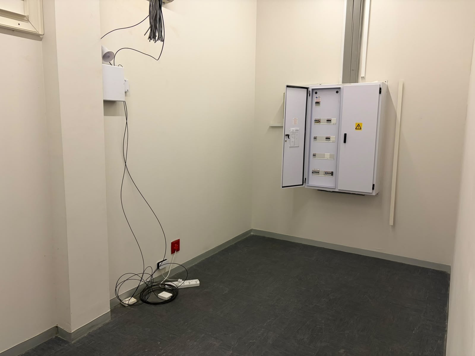 Office for rent in Woodstock, Cape Town, 40 SEARLE STREET, Woodstock, Cape Town, Western Cape, 203 m²