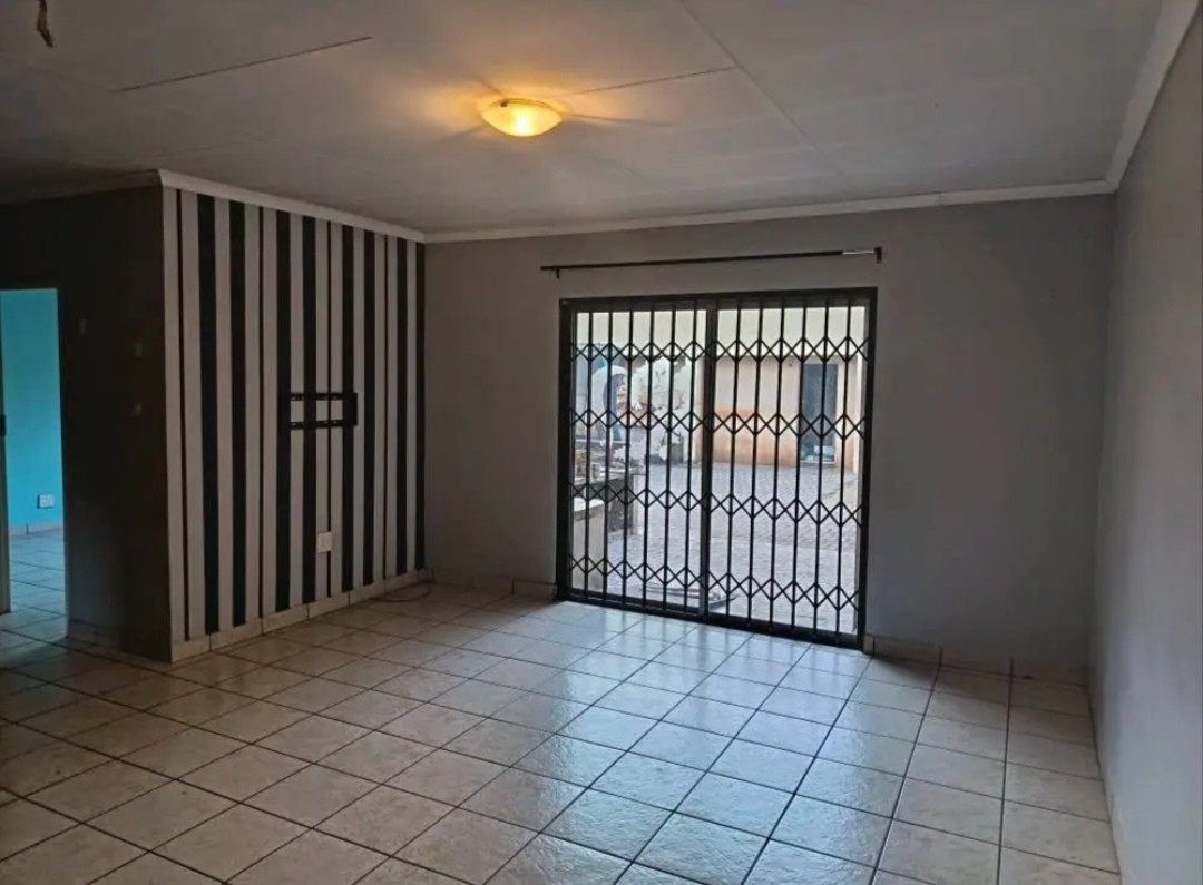House for sale in Vanderbijlpark SW 5, Vanderbijlpark SW, Vanderbijlpark, 1066 m²