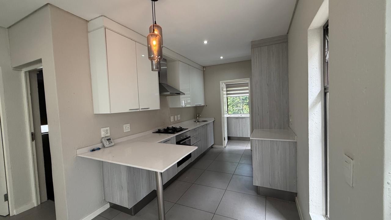 House for rent in Fourways, Sandton, Pine Avon, 18 Pine Avenue, Fourways, Sandton, Gauteng