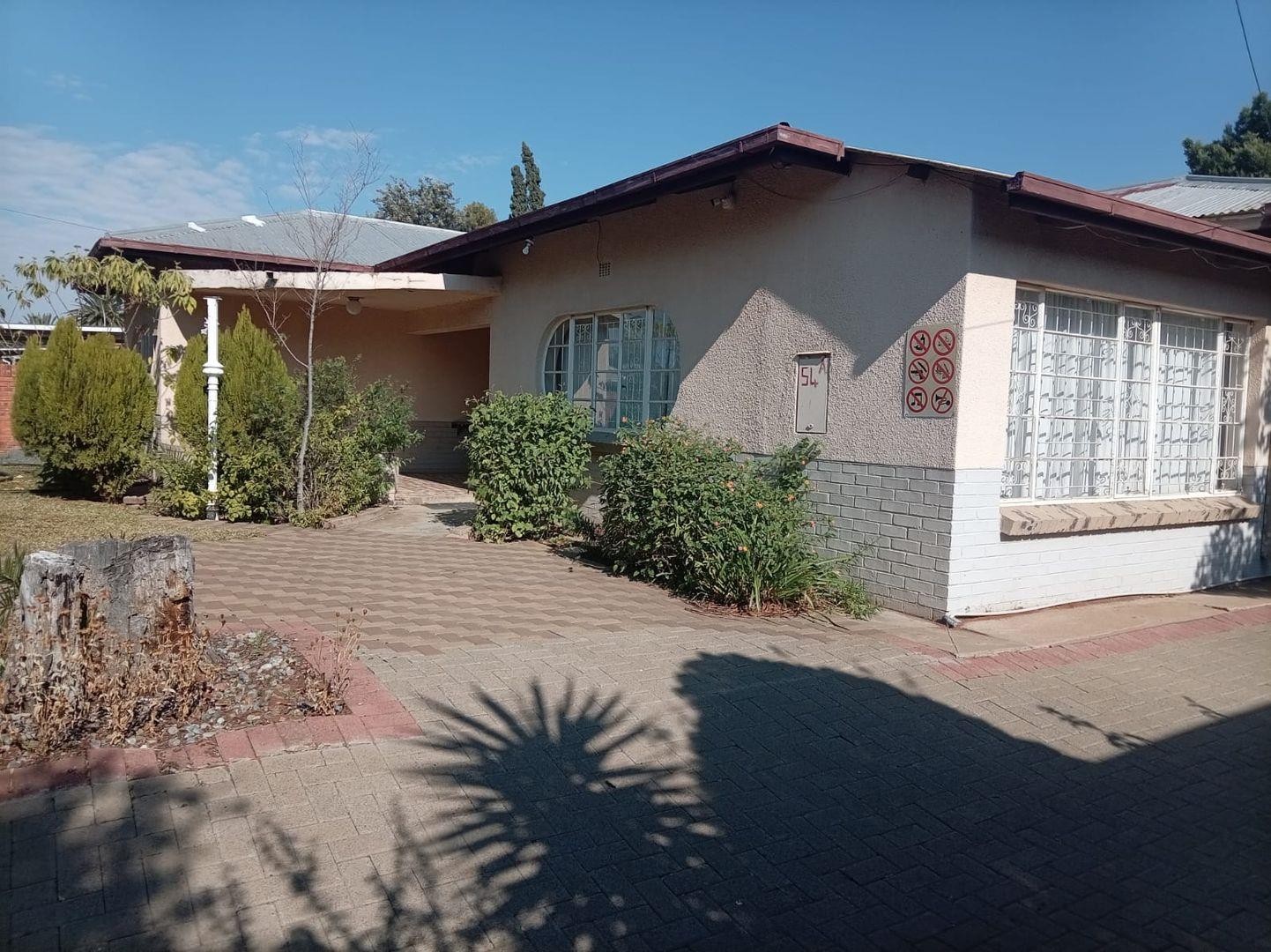 House for sale in New Park, Kimberley, 715 m²