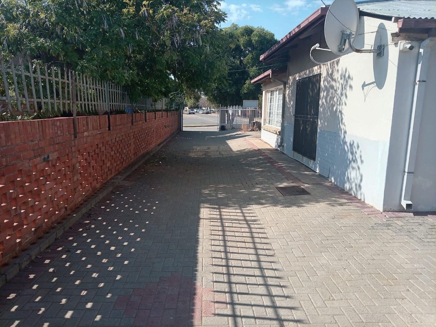 House for sale in New Park, Kimberley, 715 m²