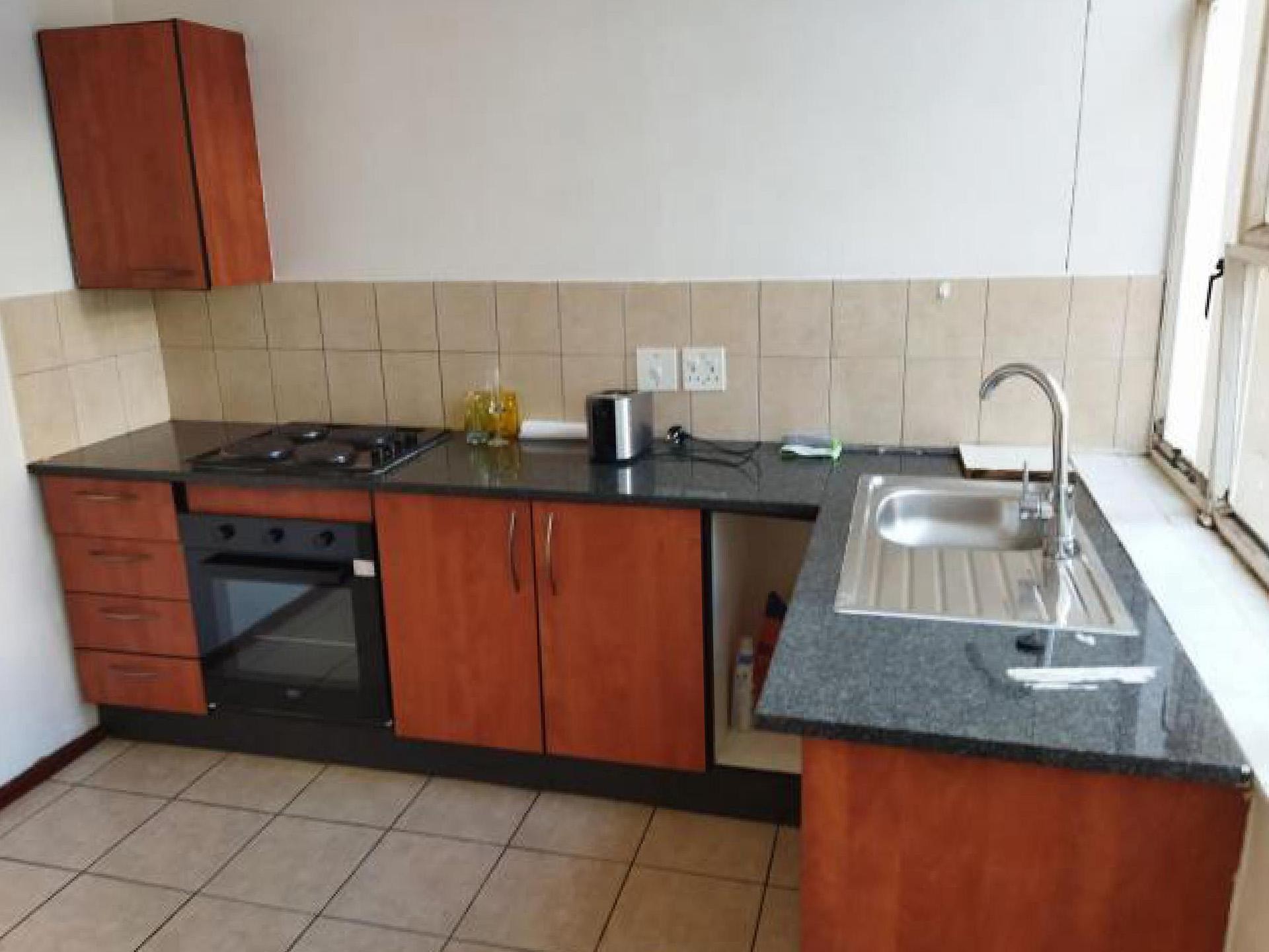 Apartment for sale in Braamfontein Werf, Johannesburg, 38 m²