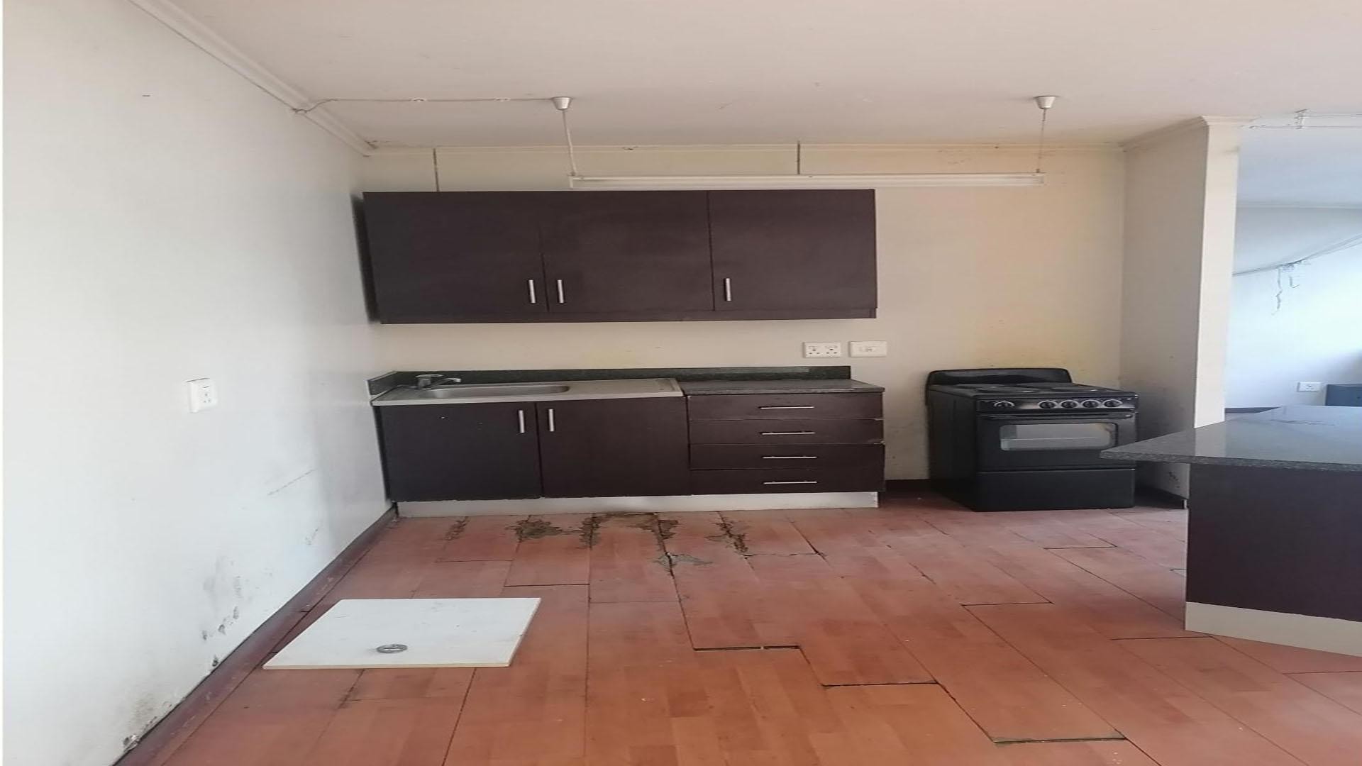 Apartment for sale in Johannesburg Central, Johannesburg