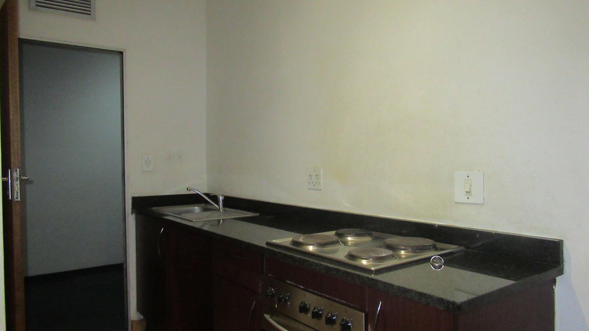 Apartment for sale in Marshalltown, Johannesburg, 39 m²