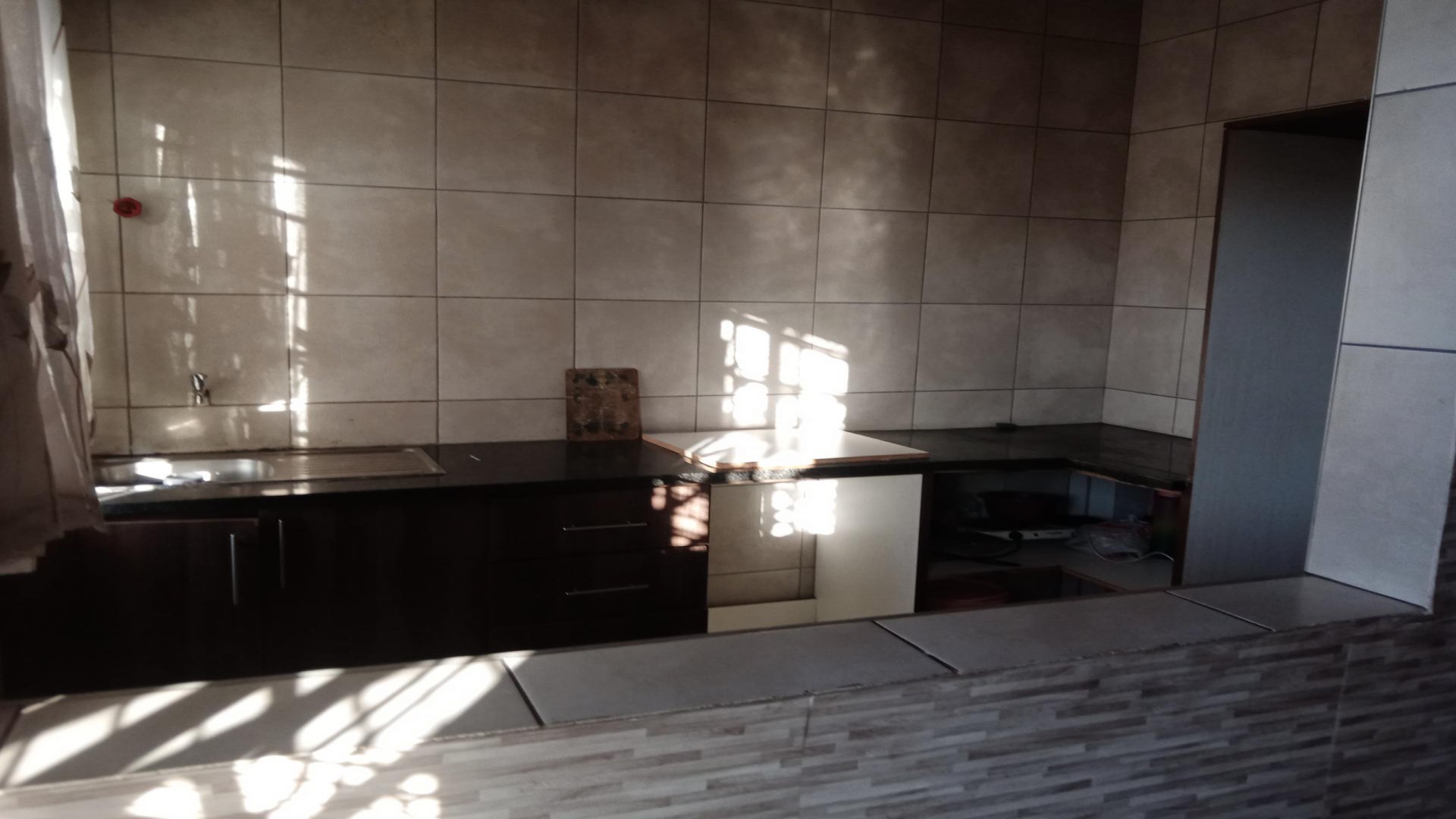 Apartment for sale in Jeppestown, Johannesburg, 70 m²