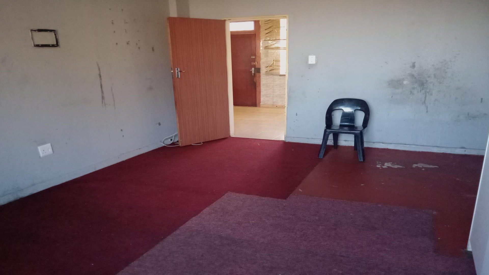 Apartment for sale in Jeppestown, Johannesburg, 70 m²