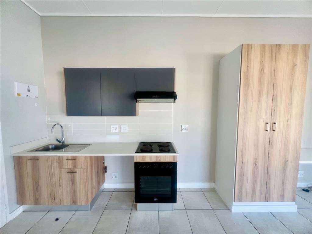 Studio Apartment for rent in Linbro Park, Sandton, 3 2, Greenlee, 12 Greenlee Boulevard, Linbro Park, Sandton, Gauteng, 34 m²