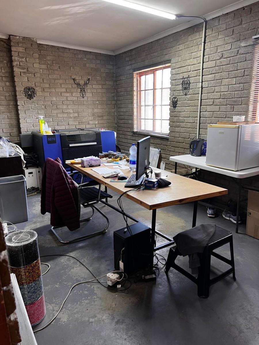 Industrial Property for rent in Knysna Industrial, Knysna