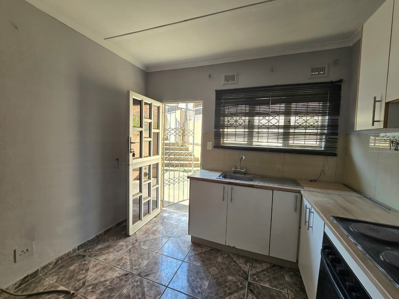 Cottage for rent in Shastri Park, Phoenix, KwaZulu Natal