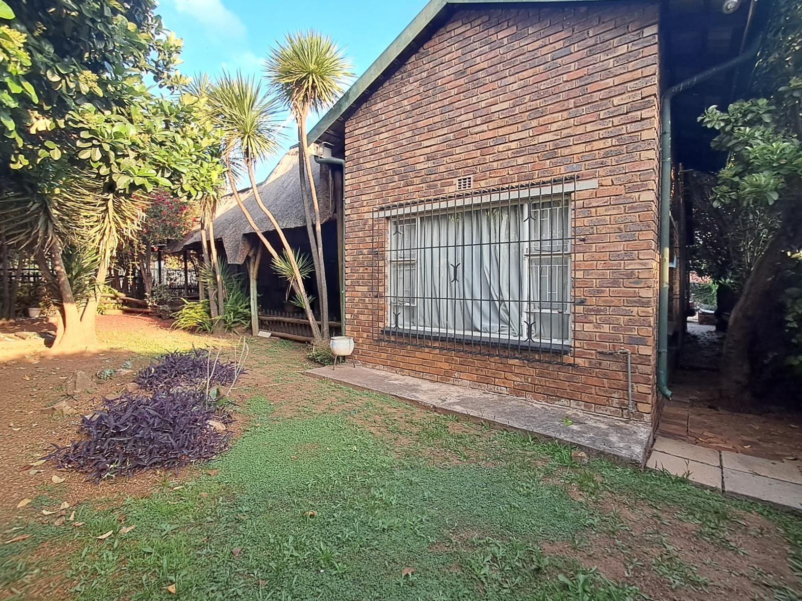 House for sale in Mayfield Park, Johannesburg, 993 m²