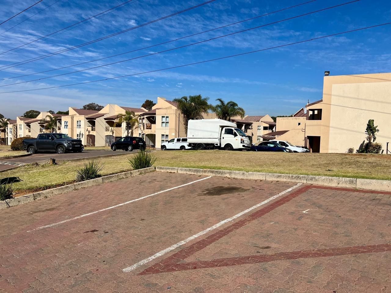 Townhouse for sale in Meredale, Johannesburg
